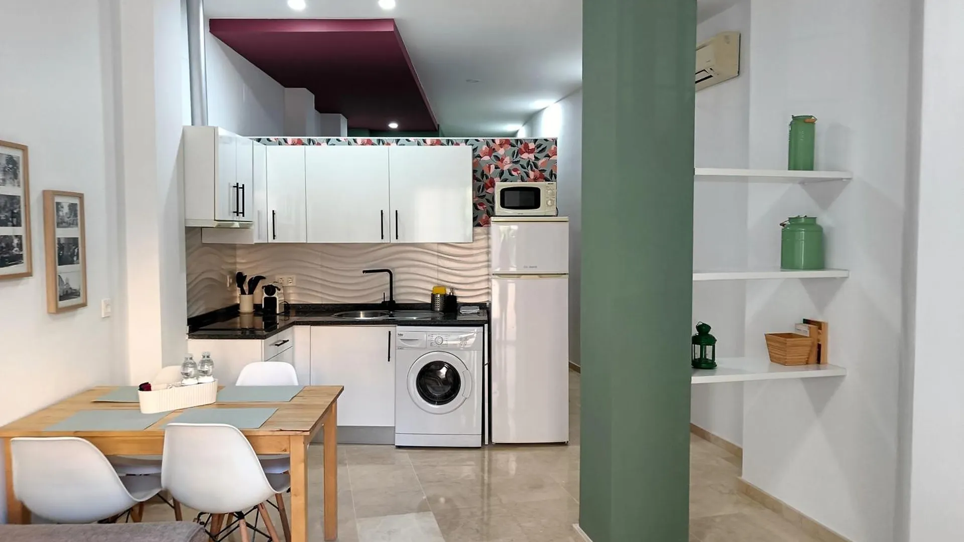 Apartman Apartamentos Puntoapart Málaga